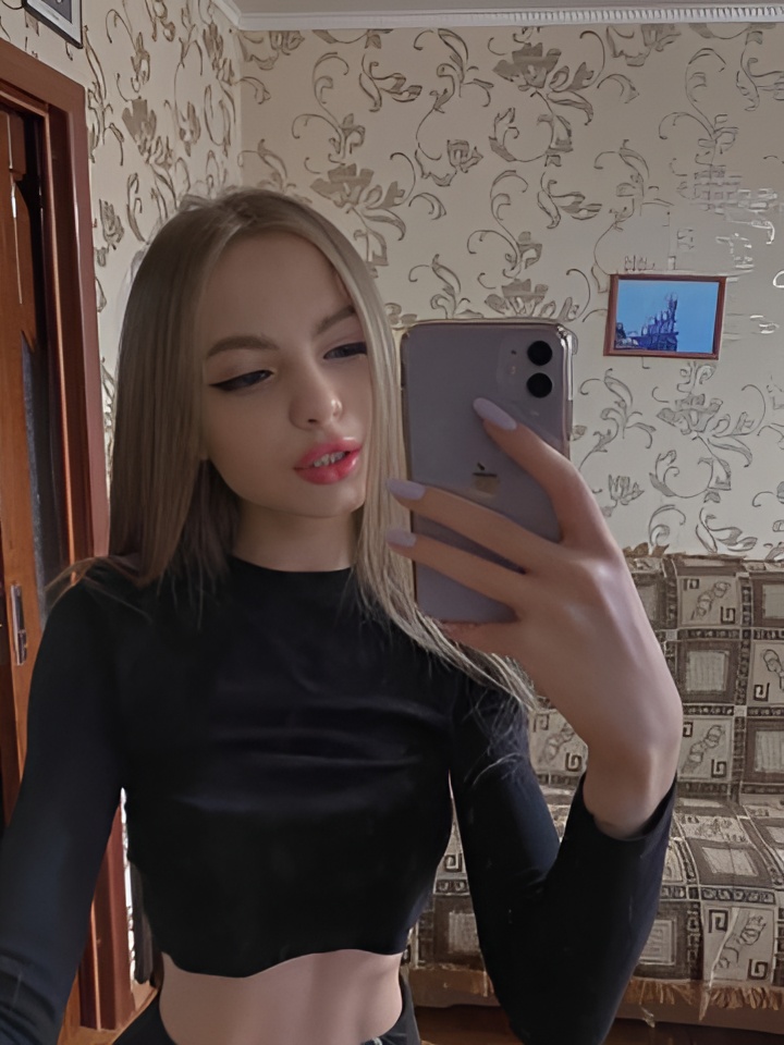 Ева привлекальеная девушка из Качканара цена от 10000 руб