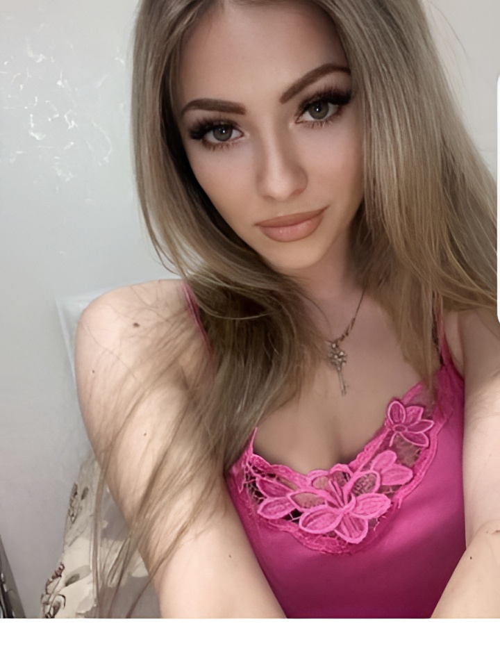 Рената привлекальеная девушка из Качканара цена от 10000 руб