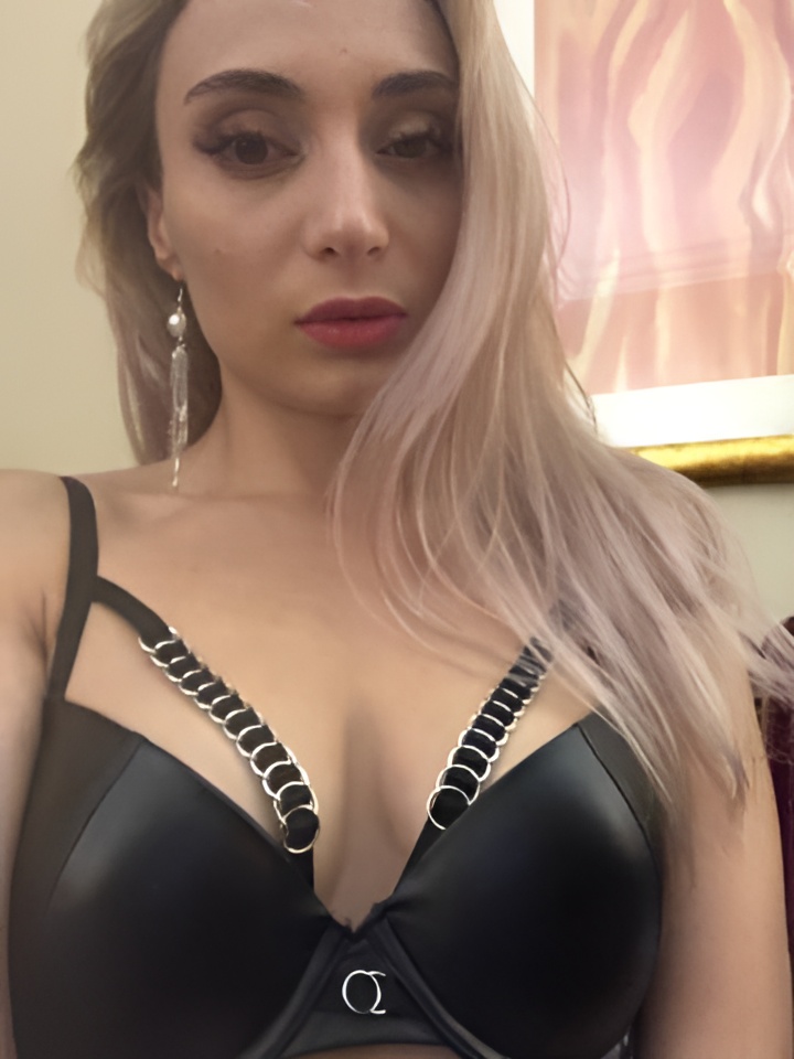 Таня привлекальеная девушка из Качканара цена от 2500 руб