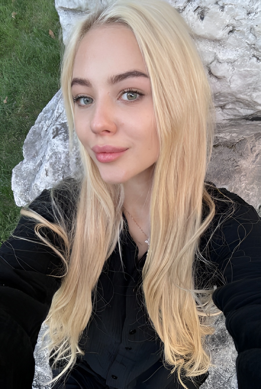 Индивидуалка Лера, доступна для личного знакомства от 18000 руб