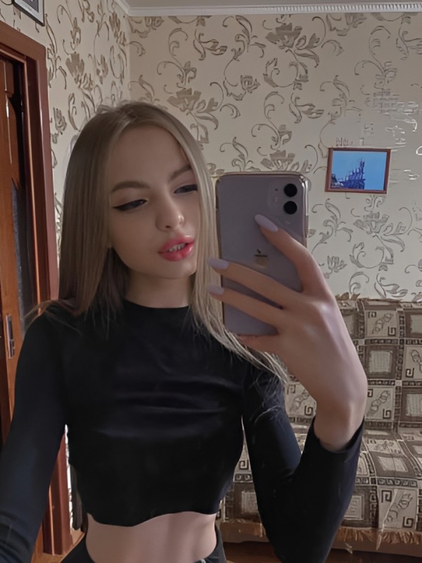 Ева привлекательная девушка из Качканара цена от 10000 руб