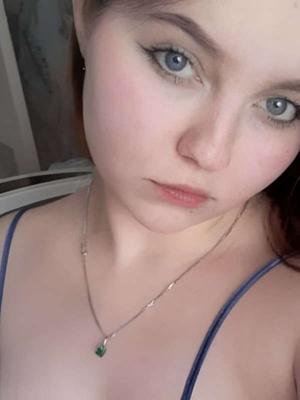 Роксана привлекательная девушка из Качканара цена от 1500 руб