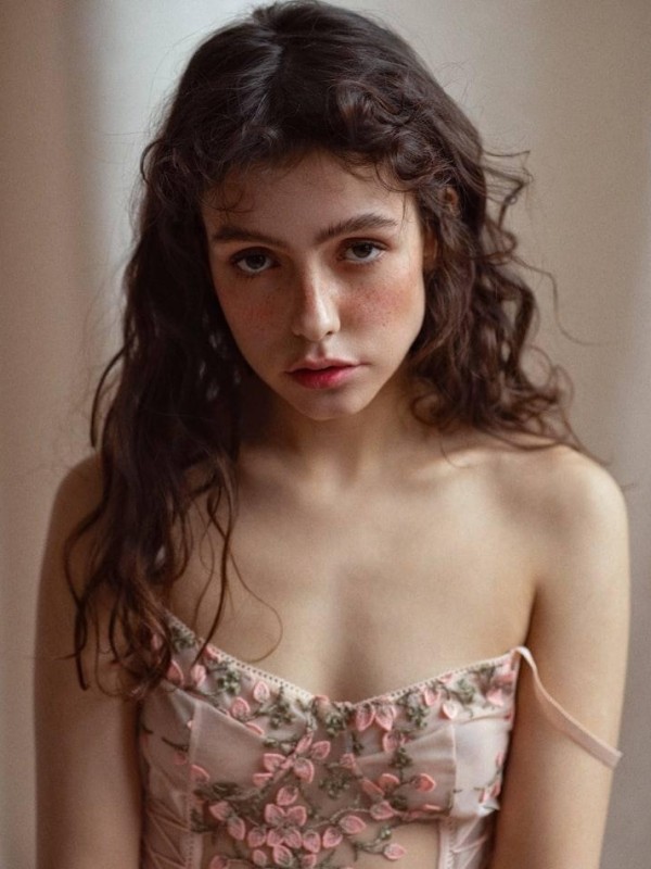 Владлена привлекательная девушка из Качканара цена от 6000 руб